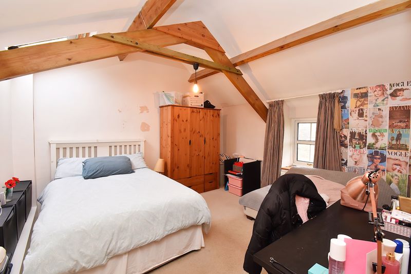 Bedroom- click for photo gallery